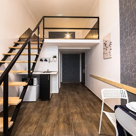 Bp Central Stylish Flats Budapest Exterior photo