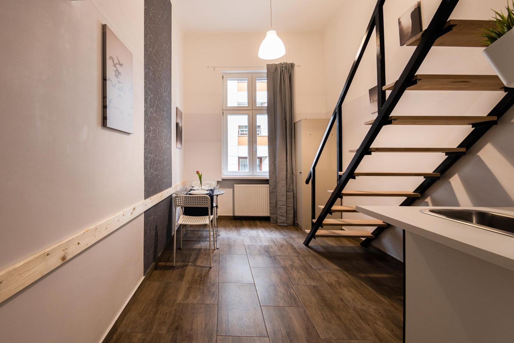 Bp Stylish Flats Apartment